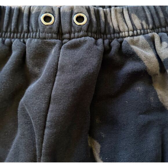 Pam & Gela Women's Jogger Sweatpants Size Small Black Bleach Wash Streetwear - Picture 7 of 9
